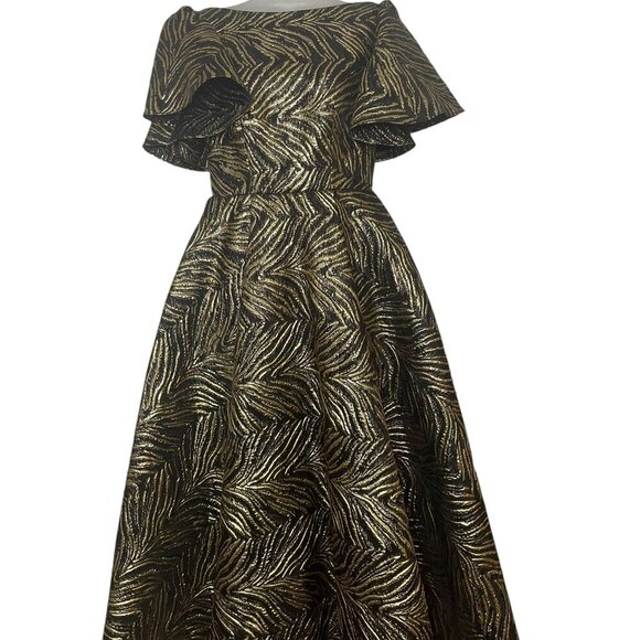 Mac Duggal Black Gold Brocade Flutter Sleeve Gown Dress Size 2 Style 21063 NWT - Picture 7 of 8